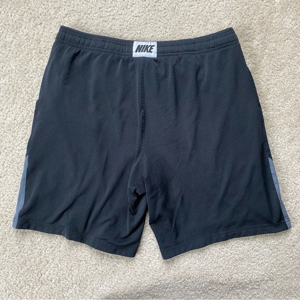 Nike Dri-Fit Drawstring Shorts - Picture 2 of 5